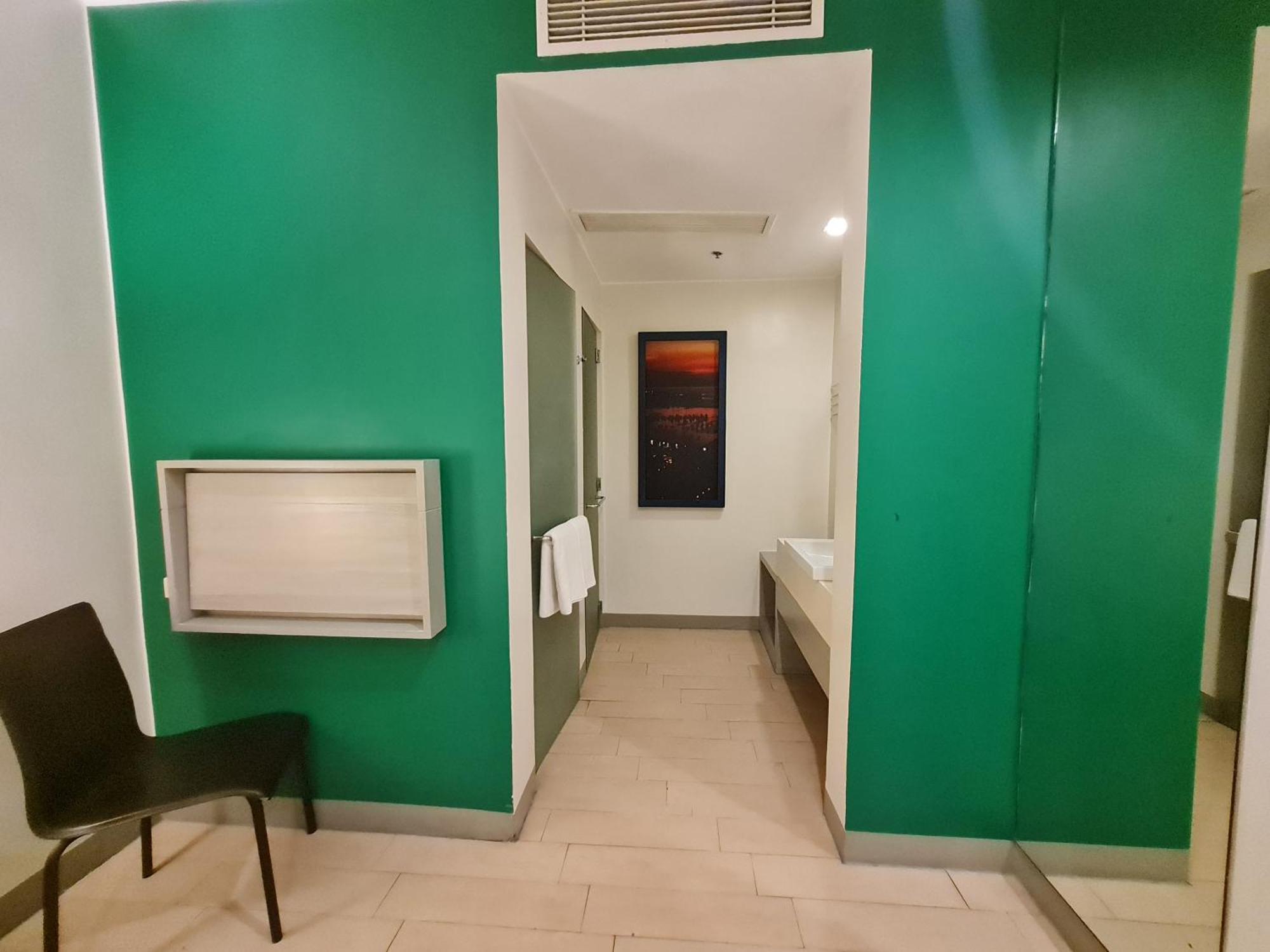 Go Hotels Otis - Manille Extérieur photo