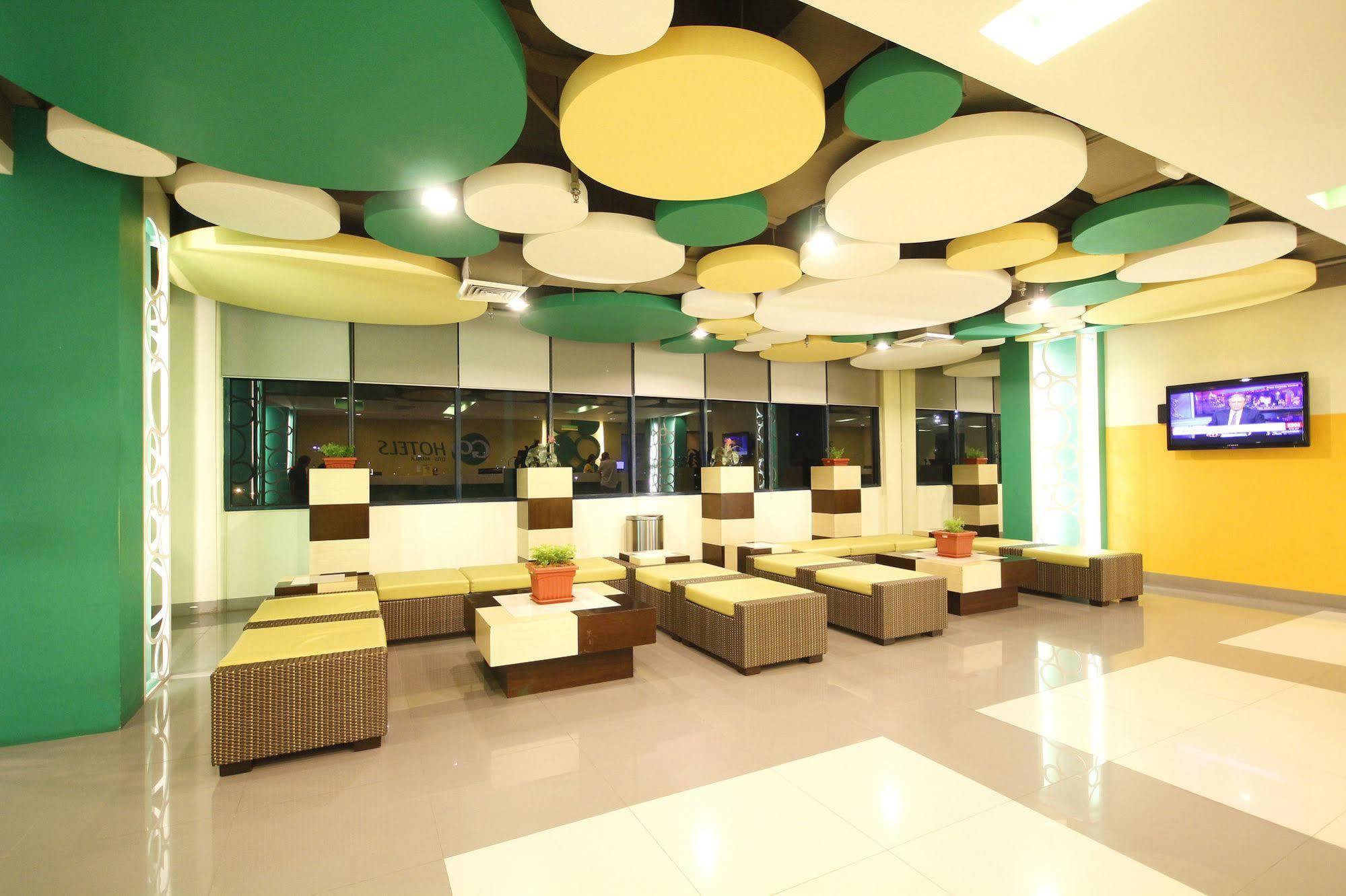 Go Hotels Otis - Manille Extérieur photo